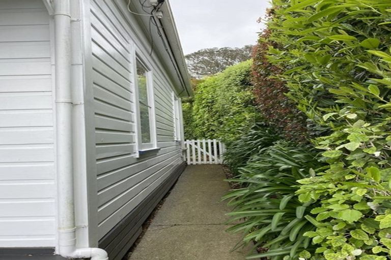 Photo of property in 29 Charlotte Avenue, Brooklyn, Wellington, 6021