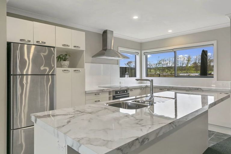 Photo of property in 13 Maison Way, Rangatira Park, Taupo, 3330