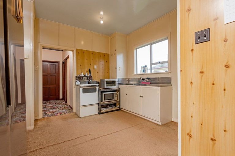 Photo of property in 6 Mclean Street, Woodville, 4920