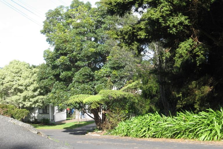 Photo of property in 2 Memorial Drive, Parahaki, Whangarei, 0112