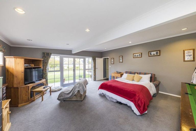 Photo of property in 21 Alan Street, Palmerston North, 4414