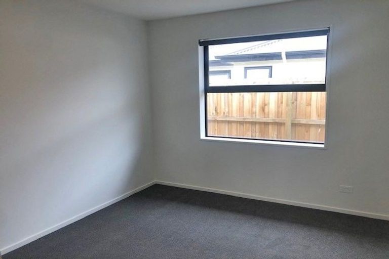 Photo of property in 24 Sedge Street, Belfast, 8051