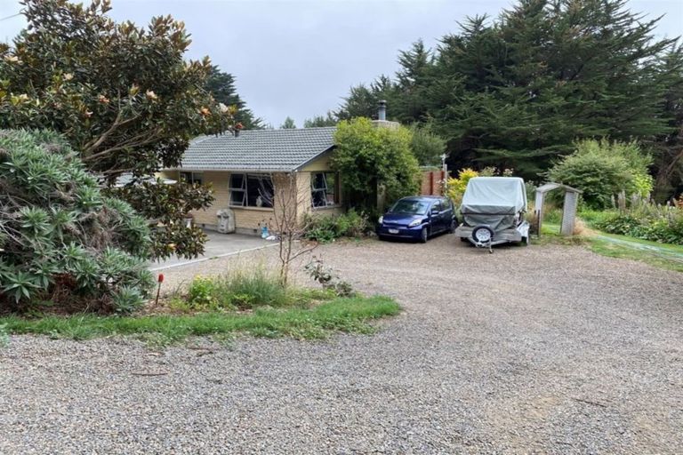 Photo of property in 4987 Christchurch Akaroa Road, Little River, 7591