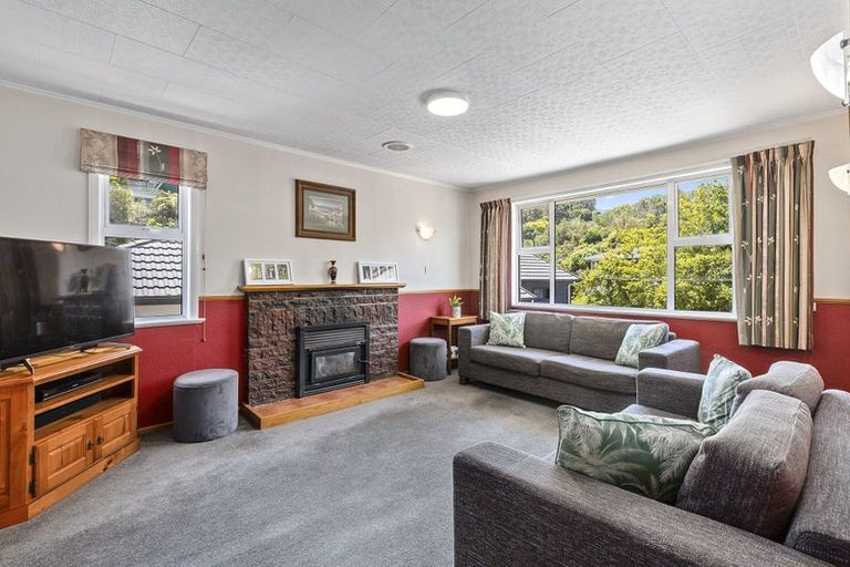 Photo of property in 12 Wilfred Street, Tawa, Wellington, 5028