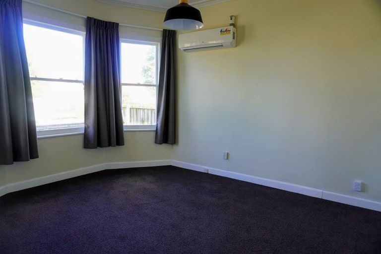 Photo of property in 18 Swiss Avenue, Gonville, Whanganui, 4501