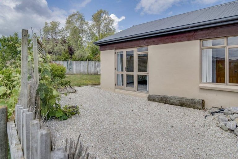 Photo of property in 16 Ivy Crescent, Richmond, 7020