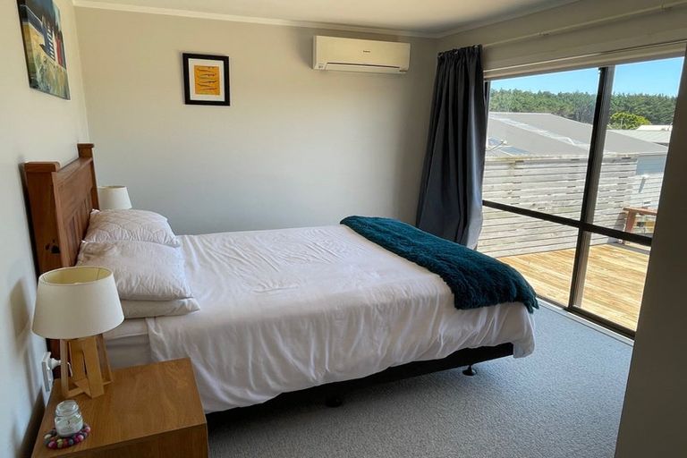 Photo of property in 36 Kahukura Avenue, Waitarere Beach, Levin, 5510