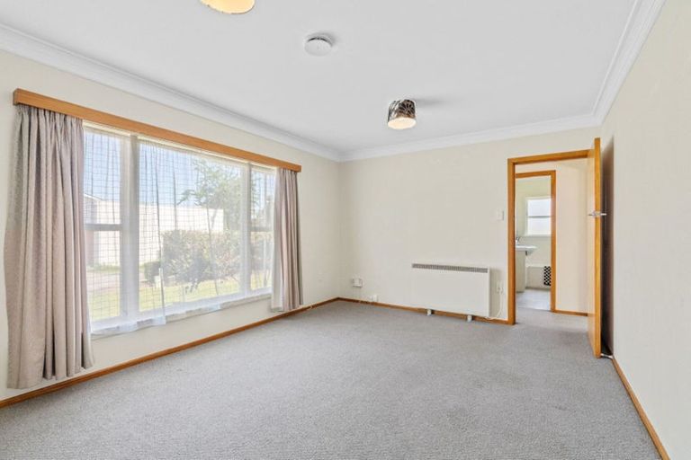 Photo of property in 7 Windsor Place, Levin, 5510