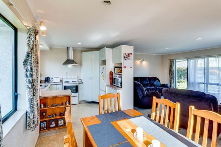 Photo of property in 101a Te Mata Road, Havelock North, 4130