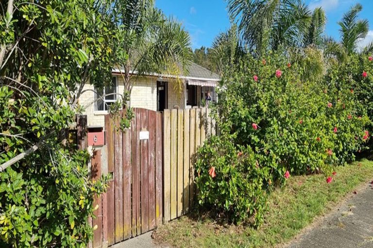 Photo of property in 6 Wahanui Walk, Ruakaka, 0116