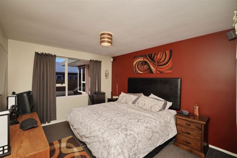 Photo of property in 2/109 Main North Road, Papanui, Christchurch, 8052