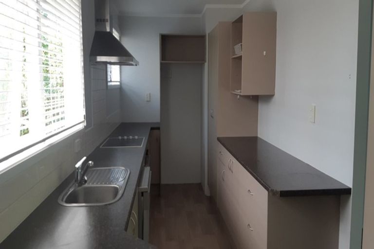 Photo of property in 32 Hythe Terrace, Mairangi Bay, Auckland, 0630