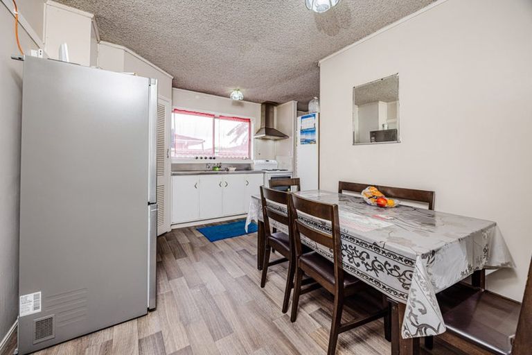 Photo of property in 2/8 Allenby Road, Papatoetoe, Auckland, 2025