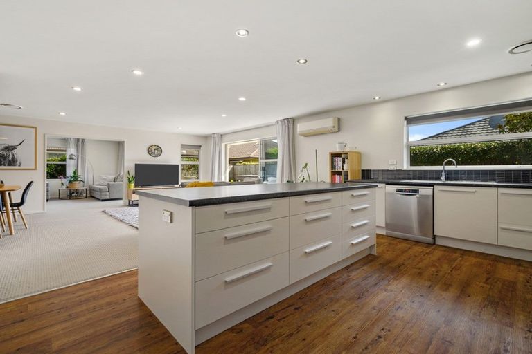 Photo of property in 2 Ambrosia Lane, Aidanfield, Christchurch, 8025