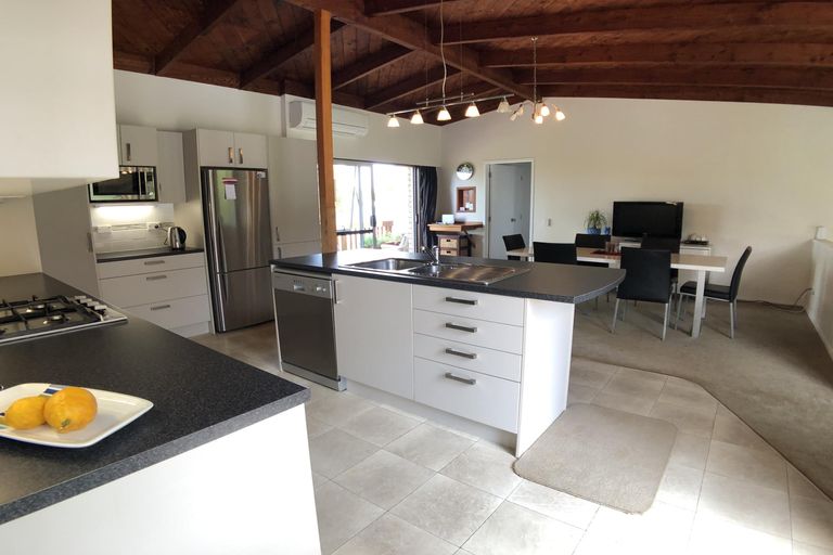 Photo of property in 42 Kendall Road, Kerikeri, 0230