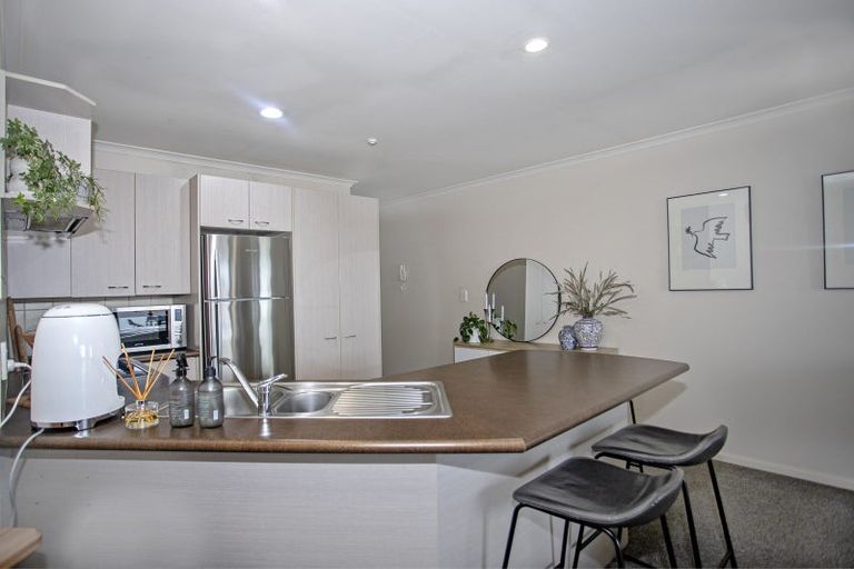 Photo of property in Paramount Apartments, 33/281 Maunganui Road, Mount Maunganui, 3116