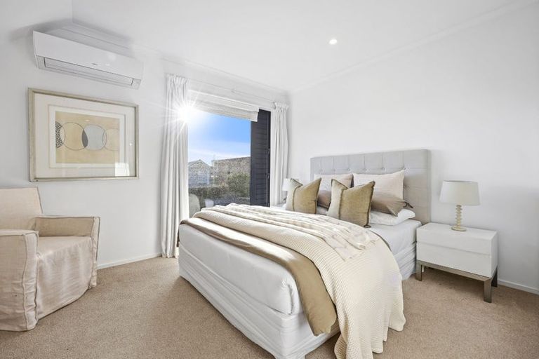 Photo of property in 10 Flounder Road, Hobsonville, Auckland, 0616