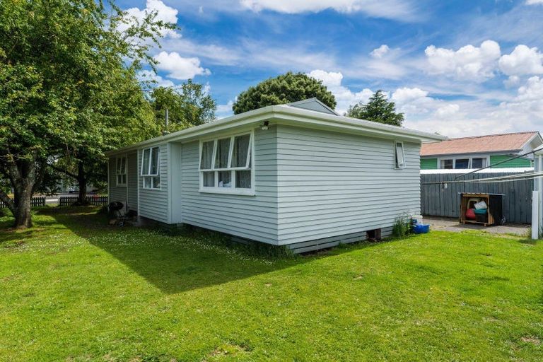 Photo of property in 20 Tamakui Grove, Turangi, 3334