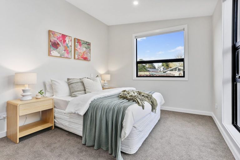 Photo of property in 9 Kaihuia Lane, Oratia, Auckland, 0604