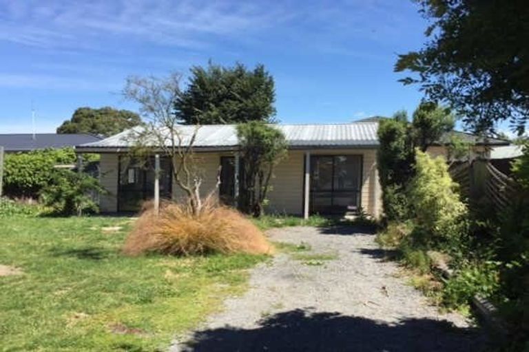 Photo of property in 87 Rattray Street, Riccarton, Christchurch, 8041