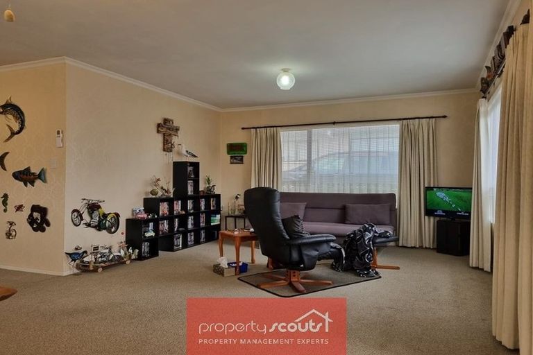 Photo of property in 7/2 Broadway, Waitara, 4320