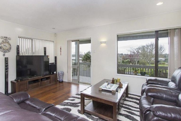 Photo of property in 46 Marendellas Drive, Bucklands Beach, Auckland, 2014