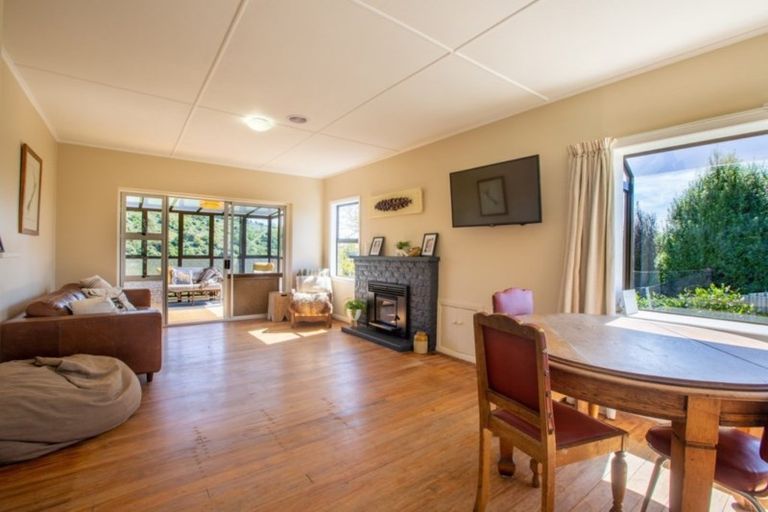 Photo of property in 7 Thompson Terrace, Toi Toi, Nelson, 7010