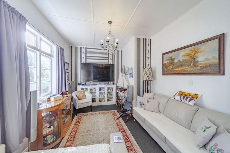 Photo of property in 51 Sydney Street, Takapau, 4203