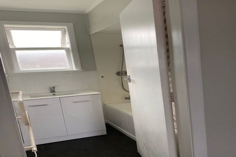 Photo of property in 75a Walters Street, Avalon, Lower Hutt, 5011