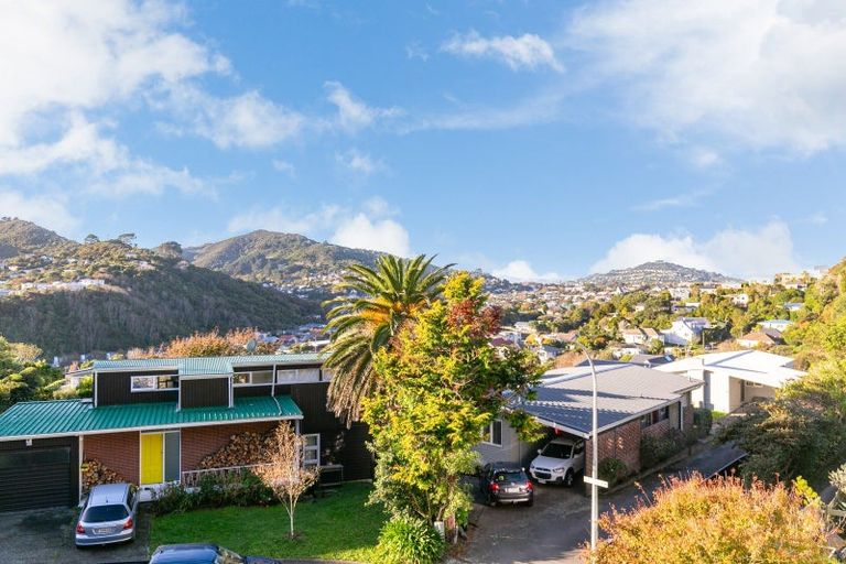 Photo of property in 76b Collier Avenue, Karori, Wellington, 6012