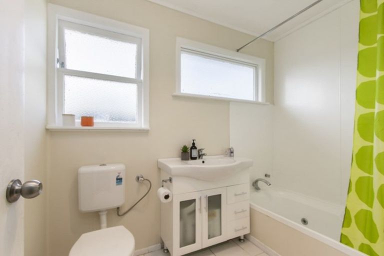 Photo of property in 17 Whitehall Street, Wainuiomata, Lower Hutt, 5014