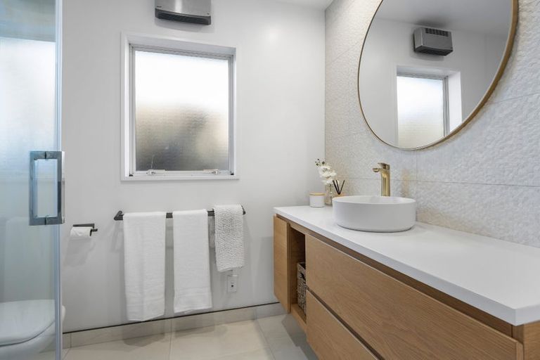 Photo of property in 48 Broadhaven Avenue, Parklands, Christchurch, 8083