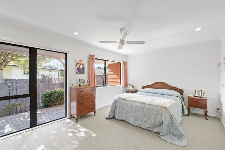 Photo of property in 2/94a Coronation Road, Hillcrest, Auckland, 0627