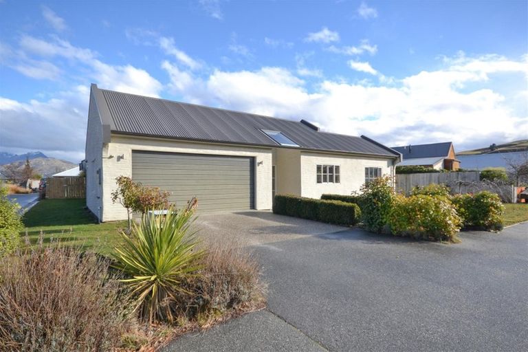 Photo of property in 47 Hope Avenue, Lake Hayes, Queenstown, 9304