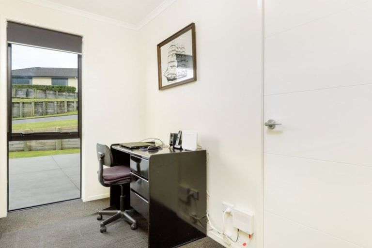 Photo of property in 26 Falcon Drive, Welcome Bay, Tauranga, 3112