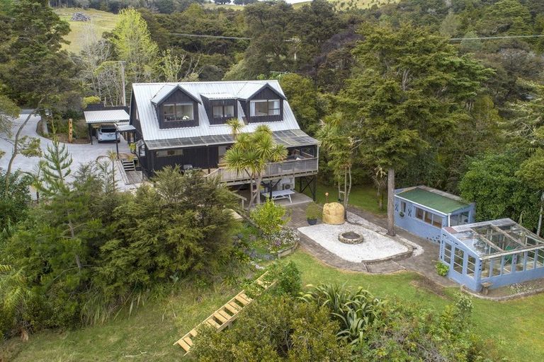 Photo of property in 28 Puhoi Road, Puhoi, Warkworth, 0994
