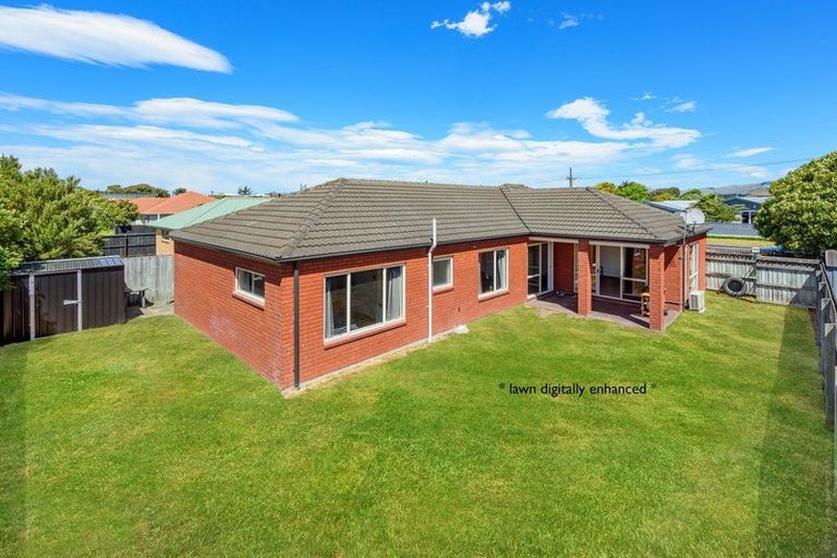 Photo of property in 56 Beach Road, North New Brighton, Christchurch, 8083