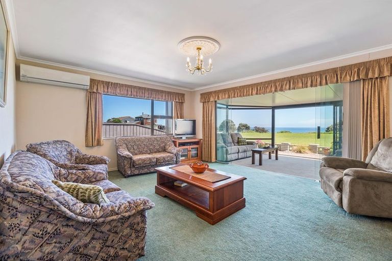 Photo of property in 18a Birdwood Avenue, Moturoa, New Plymouth, 4310