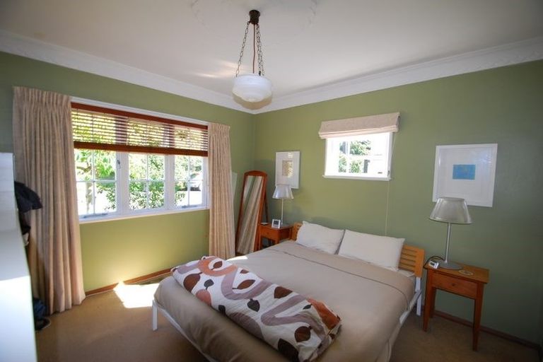 Photo of property in 90 Nottingham Street, Karori, Wellington, 6012