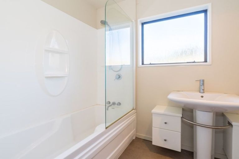 Photo of property in 43 Saint Albans Street, Bradford, Dunedin, 9011