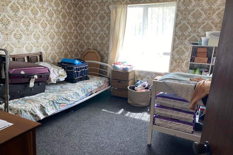 Photo of property in 37 Oakfield Crescent, Pukete, Hamilton, 3200