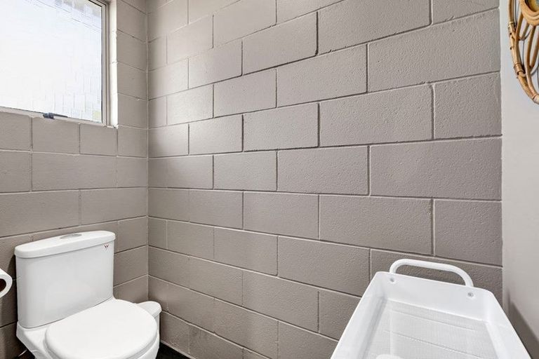 Photo of property in 16d Orlando Street, Stratford, 4332