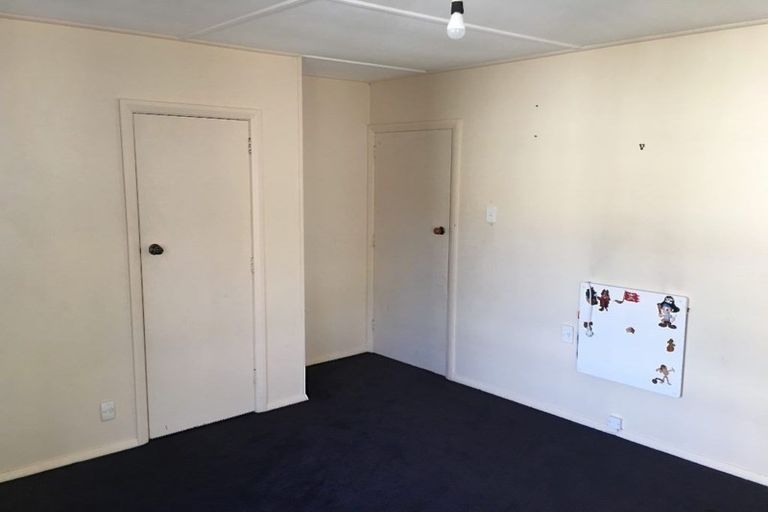 Photo of property in 9 Haynes Avenue, Upper Riccarton, Christchurch, 8041