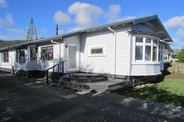 Photo of property in 37 Marlborough Street, Greymouth, 7805