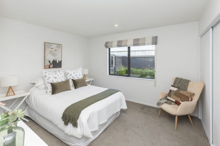 Photo of property in 2/18 Lamorna Road, Parklands, Christchurch, 8083