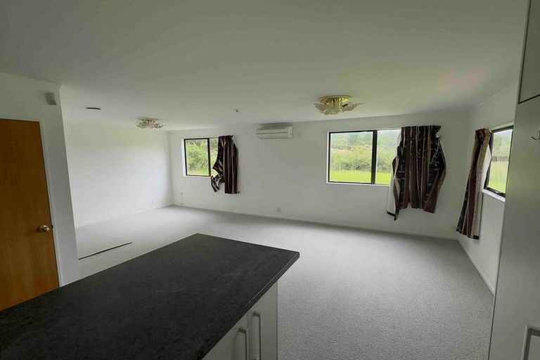 Photo of property in 3 Hastings Grove, Wainuiomata, Lower Hutt, 5014