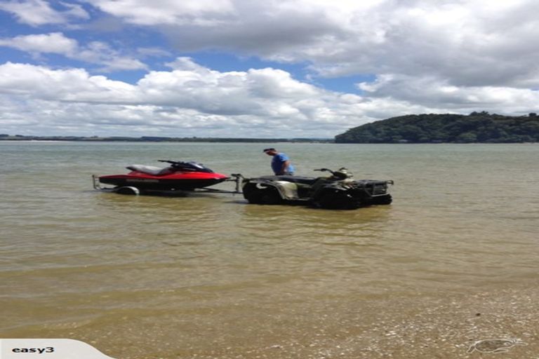 Photo of property in 421 Leigh Road, Whangateau, Warkworth, 0985