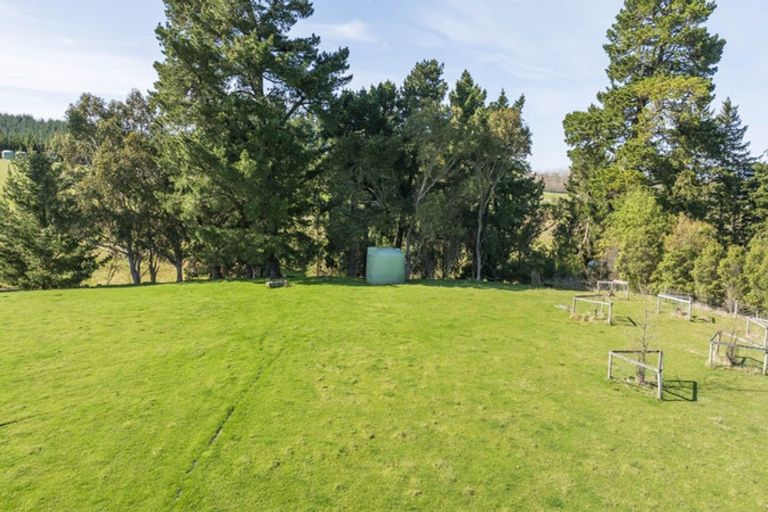 Photo of property in 32 Makerikeri Road, Loburn, Rangiora, 7472