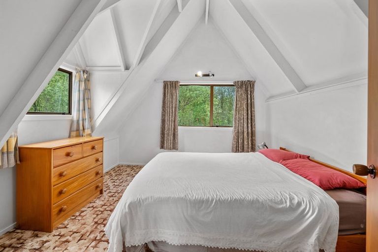 Photo of property in 8 Ronald Road, Lake Tarawera, Rotorua, 3076