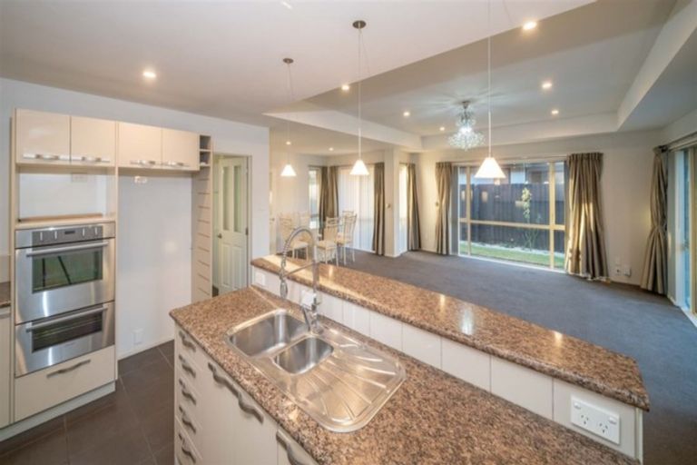 Photo of property in 3 Cyclamen Place, Aidanfield, Christchurch, 8025